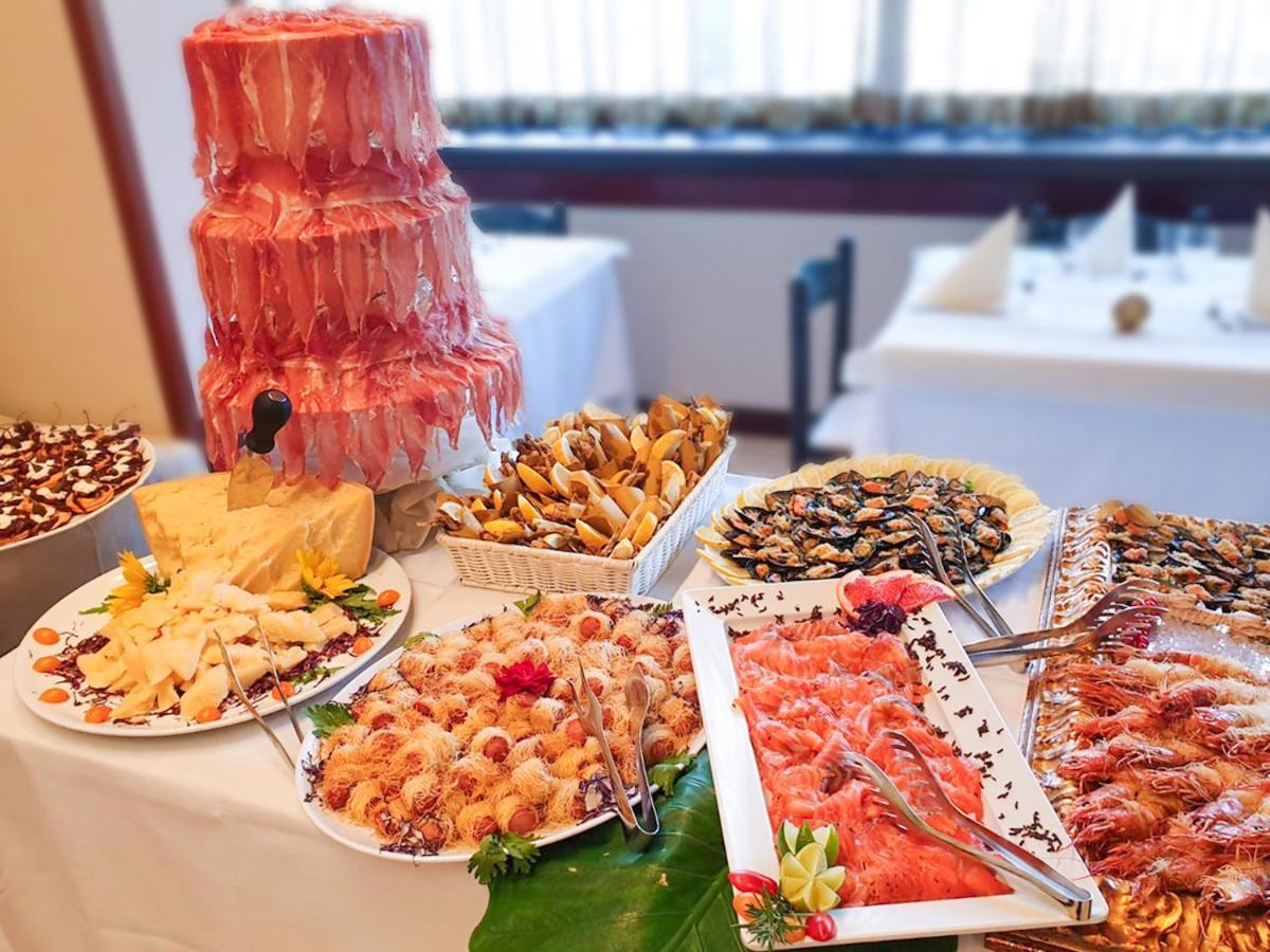 Hotel Caravelle Cesenatico Dış mekan fotoğraf