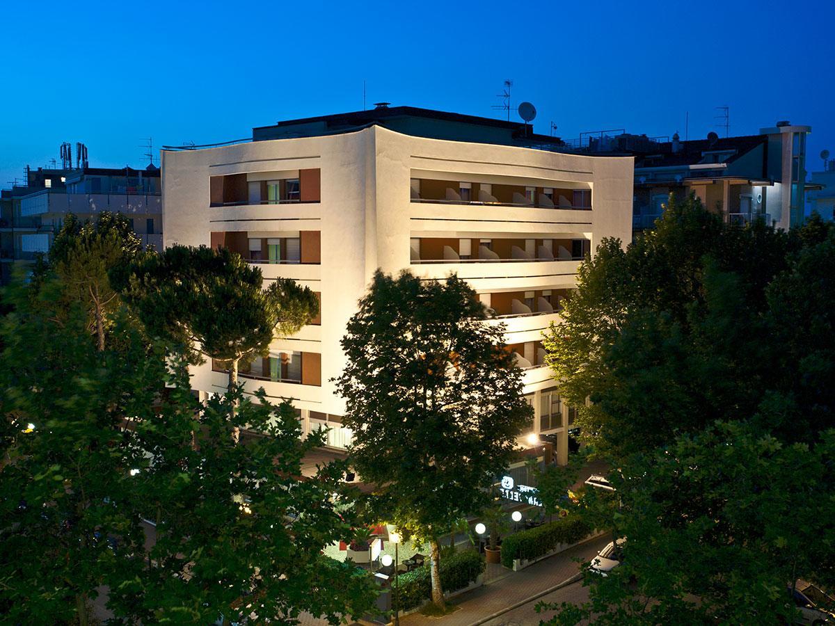Hotel Caravelle Cesenatico Dış mekan fotoğraf